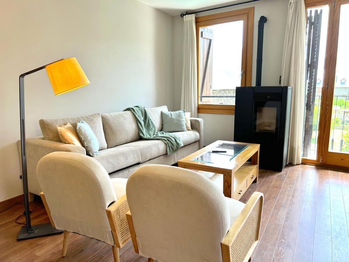 Duplex Amb Encant Al Casc Antic D'esterri I Vistes Uniques By Rural D'aneu *
